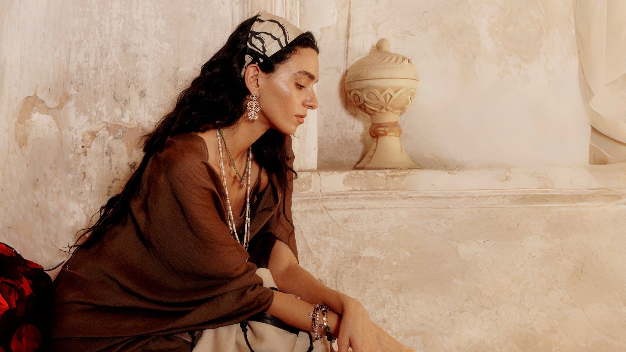 Why Sculptural Jewelry is the Future of Modern Style