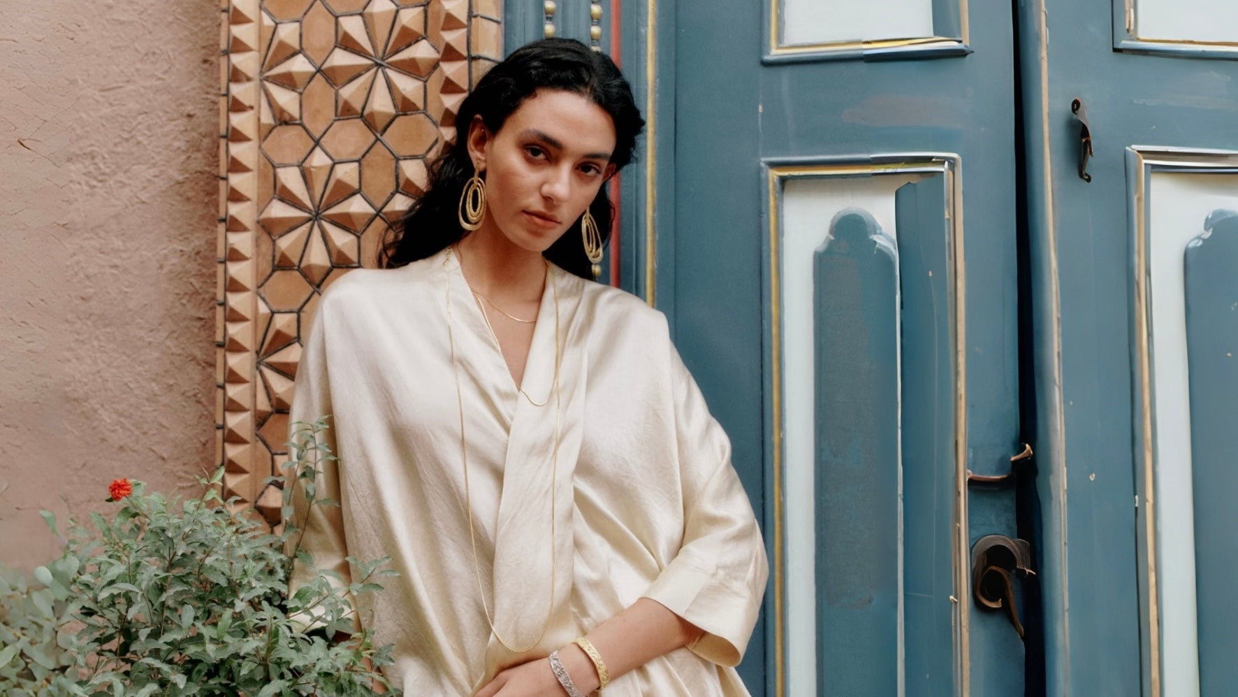 Sculpted Elegance: The Quiet Power of Modern Jewelry