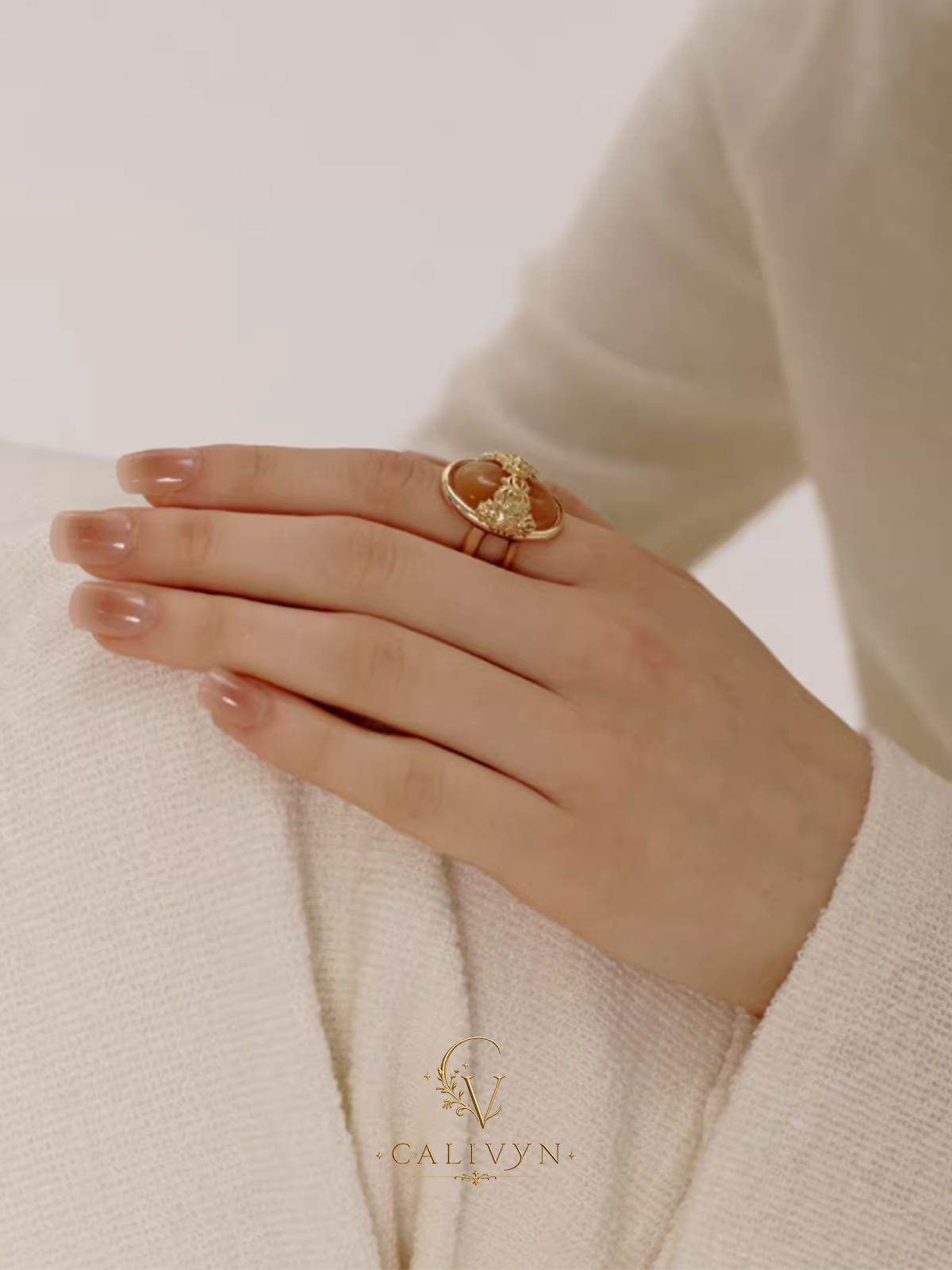 Magnolia Six-Petal Twin Bloom Open Ring – Elegant Gold Grey