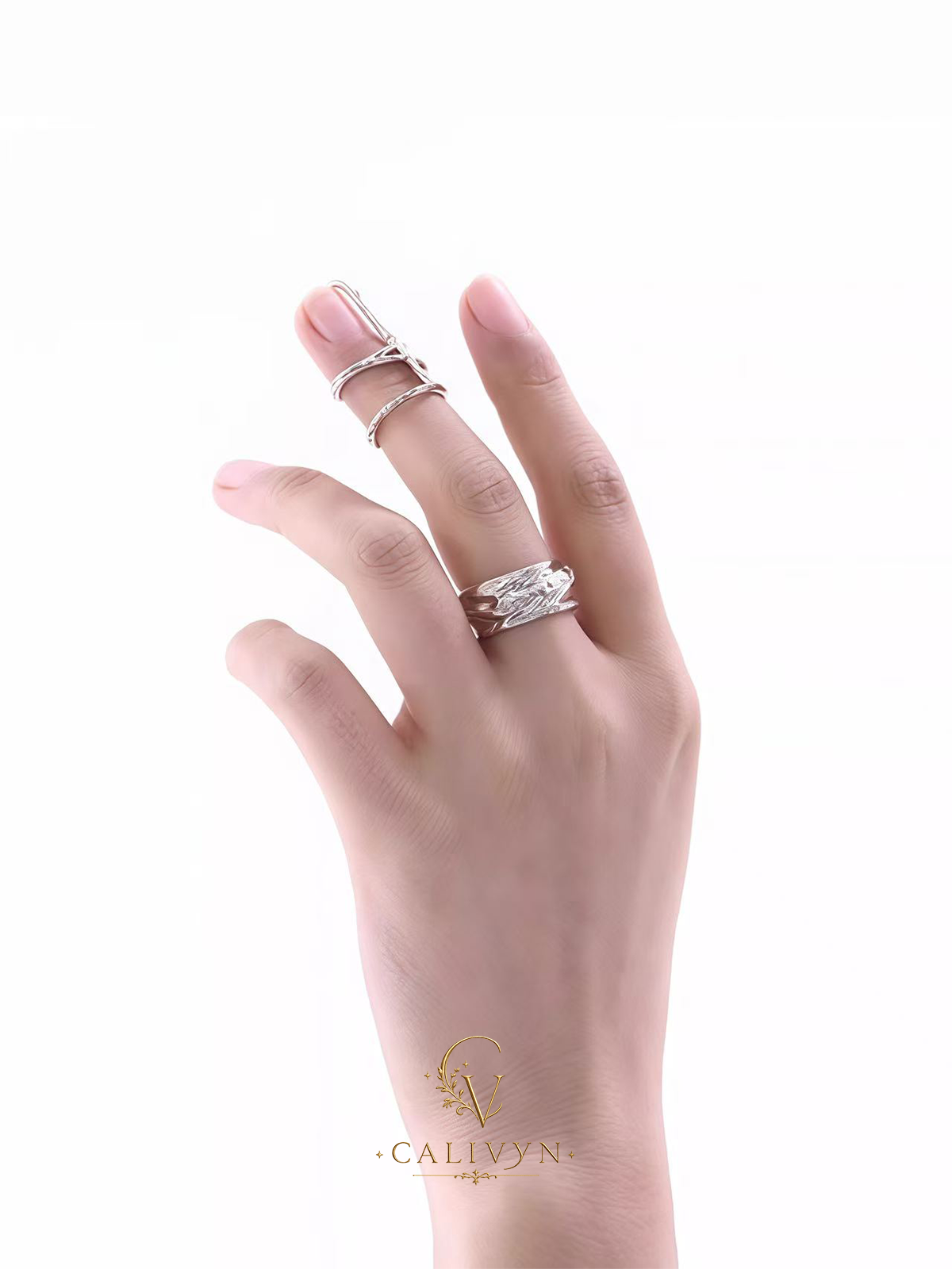 Platinum Open Finger Ring – Minimalist Chic