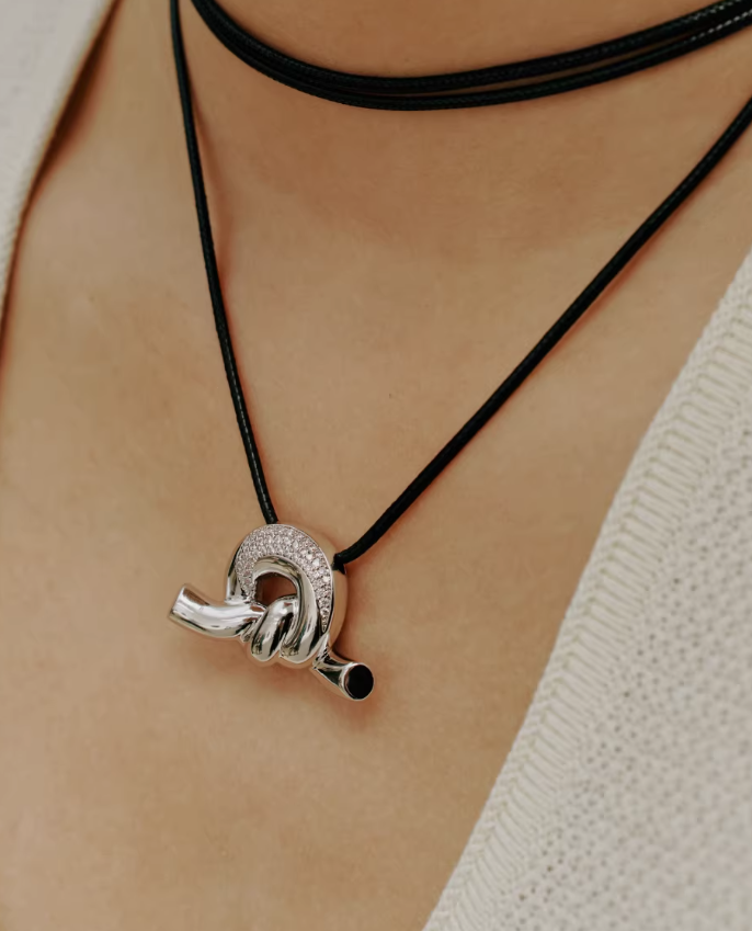 Gilded Knot Necklace – Luxurious Lightweight Chain