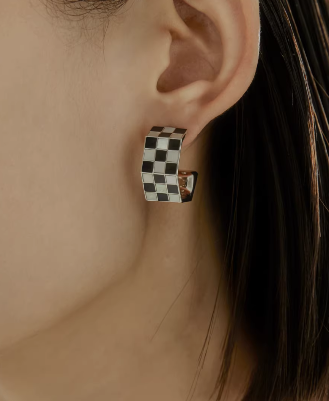 Checkered Mother-of-Pearl & Agate Enamel Earrings – Chic Design